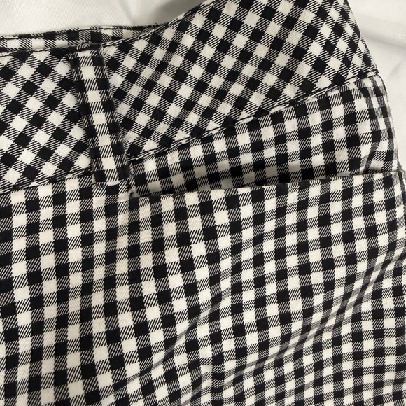 White House Black Market checkered black and white shorts size 14 - Picture 6 of 9